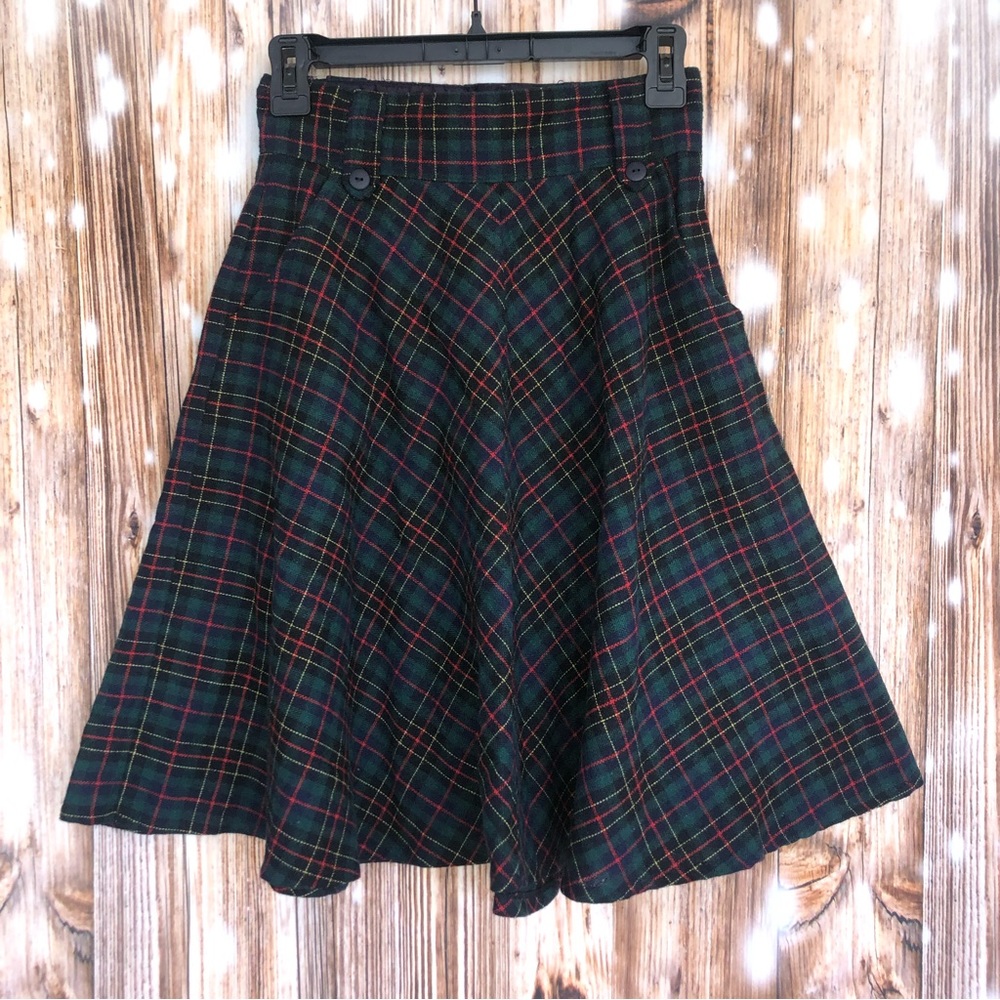 Walnut Sport Wool Blend Green Blue Plaid Skirt - Picture 1 of 8